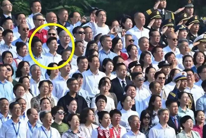 中国体坛2大主教练，受邀参加9·3大阅兵

即将68岁的前中国女排主教练陈忠和，