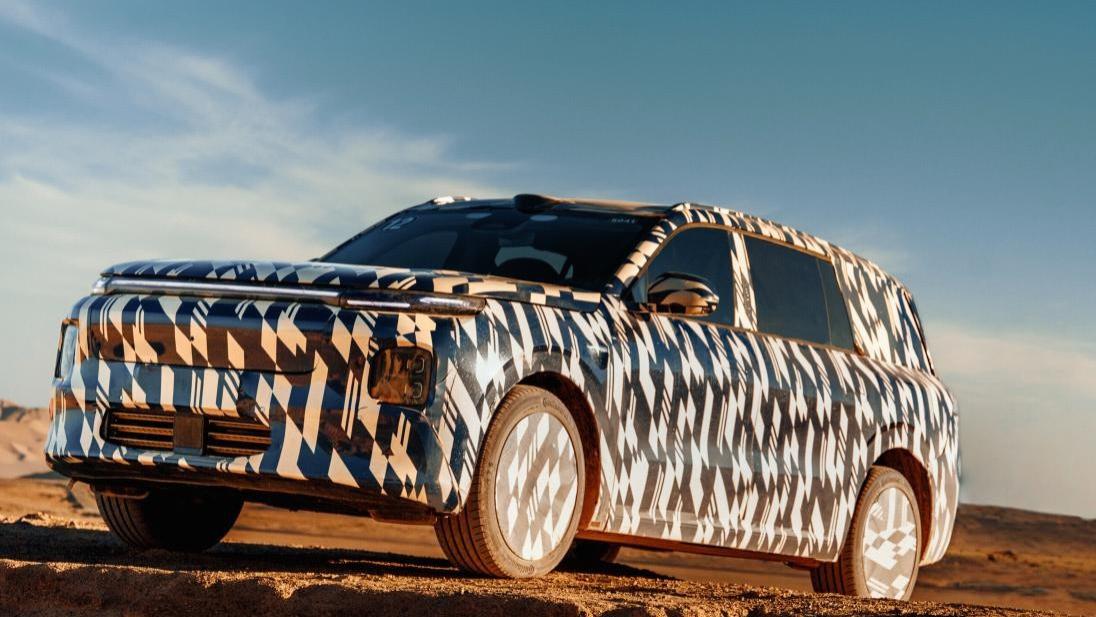 9系的破局者？零跑D19伪装车曝光