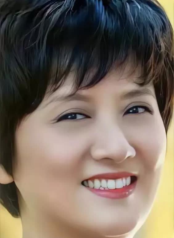年轻时代，美如沉鱼落雁，倾国倾城！