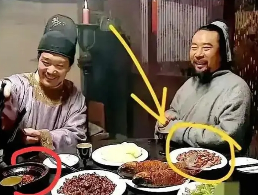 先别说花生米的事儿，看看这个不锈钢盆吧。