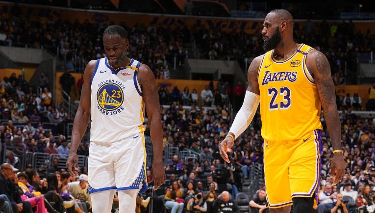 追梦格林竟是勇士王朝隐形MVP？詹皇一针见血拆解十年统治密码！