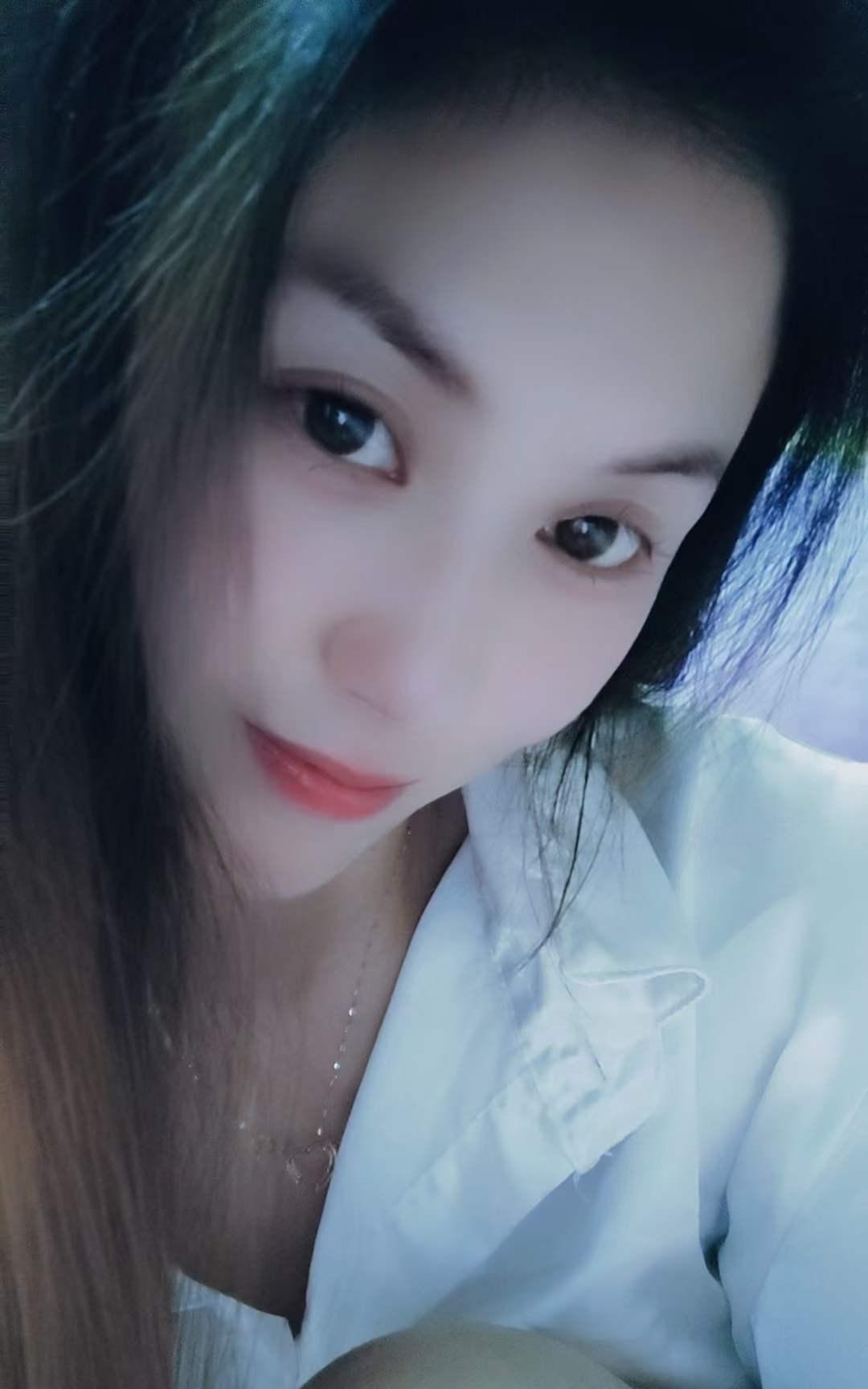 为啥家花没有野花香？
很多夫妻结了婚之后，过了几年之后就步入平淡，没有蜜月期的激