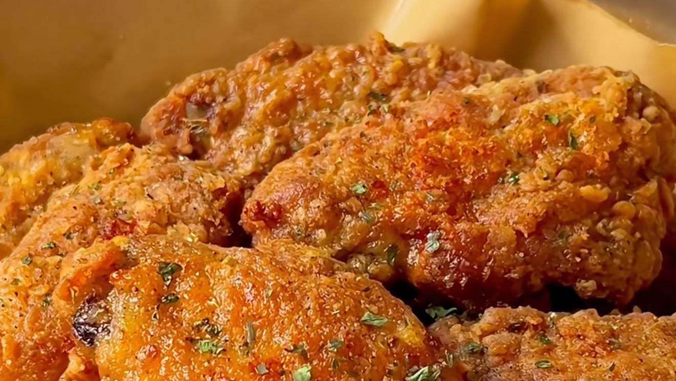 零失败！空气炸锅版脆皮鸡翅，外酥里嫩秒杀KFC！手残党也能变厨神！