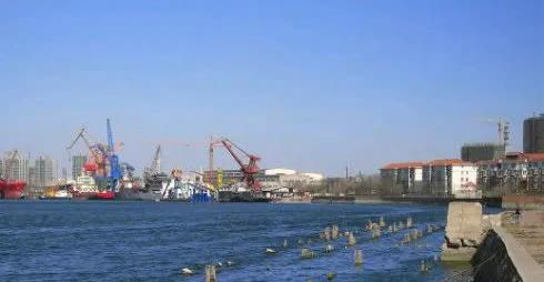 天气预报
 
天津今天（3月21日）天气为多云转晴，最低温度11℃，最高温度
