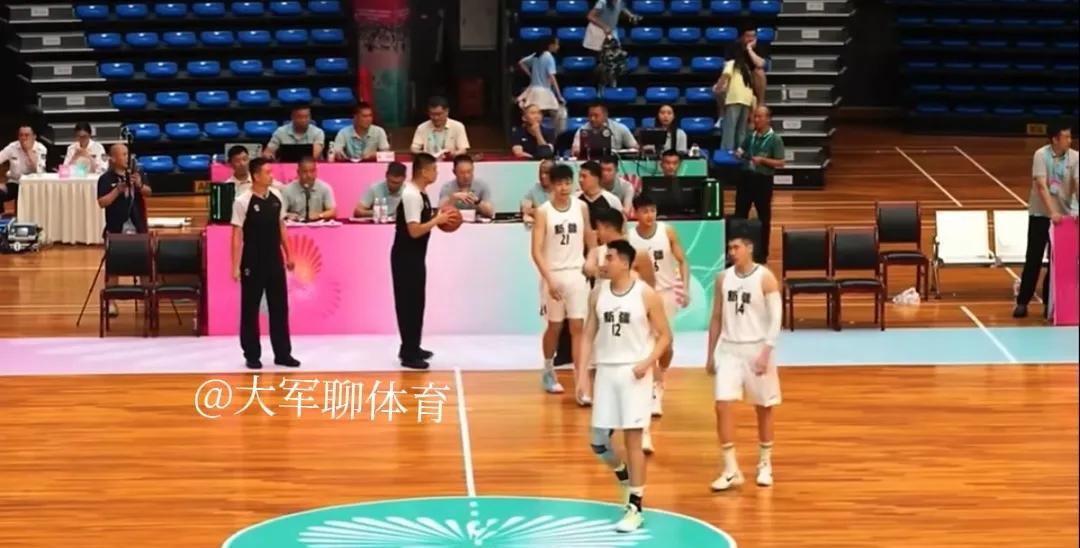 加时险胜，新疆男篮结束连败。
全运会男篮附加赛，7连败的新疆男篮遭遇同样7连败的