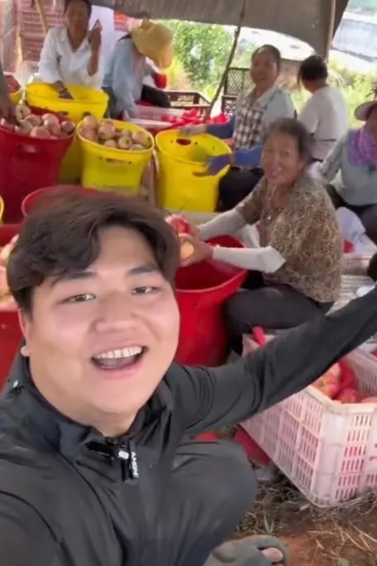 突然有点理解全红婵哥哥全进华了！

他为什么能这么火，不是没道理的！早年为了养家