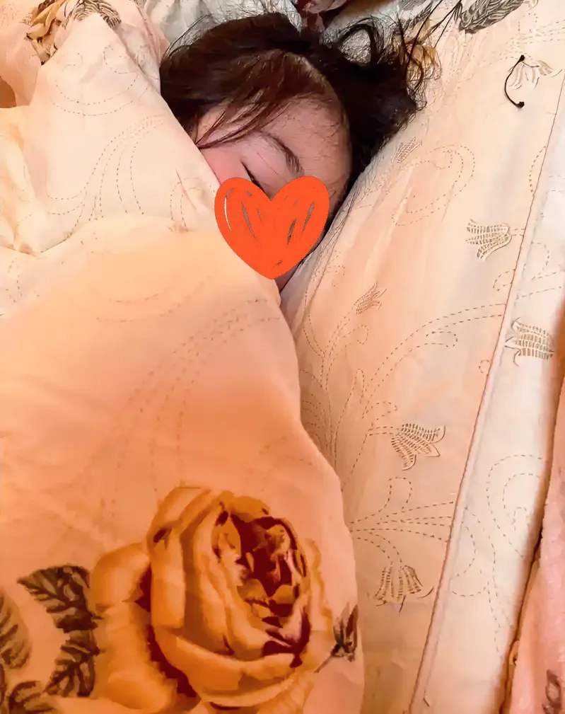 家里有个愁人怎么办？女儿今年23了，毕业以后在家，也不出去找工作，也不谈恋爱，有