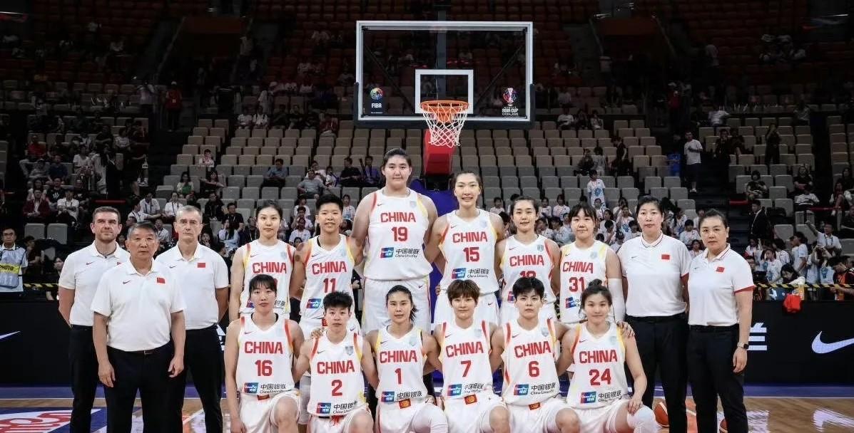 让人没想到的是，女篮亚洲杯冠军仅仅只有4个国家获得。
1、中国（12次）
夺冠年