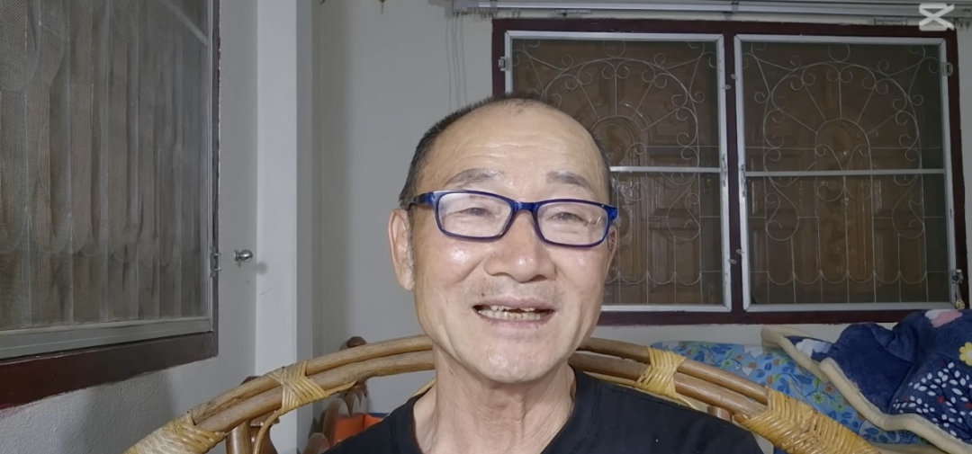韩国 70 多岁男网红炫耀骚扰东南亚女佣，言行引众怒