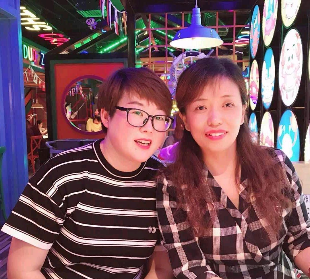老杨总说玉酱不仁，可她咋不想想，为啥玉酱宁愿手把手教阿美做自媒体，也不愿意帮她呢
