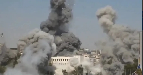 中国的第四艘航母计划引发了全球的广泛关注，特别是它的12万吨级吨位、核动力系统以