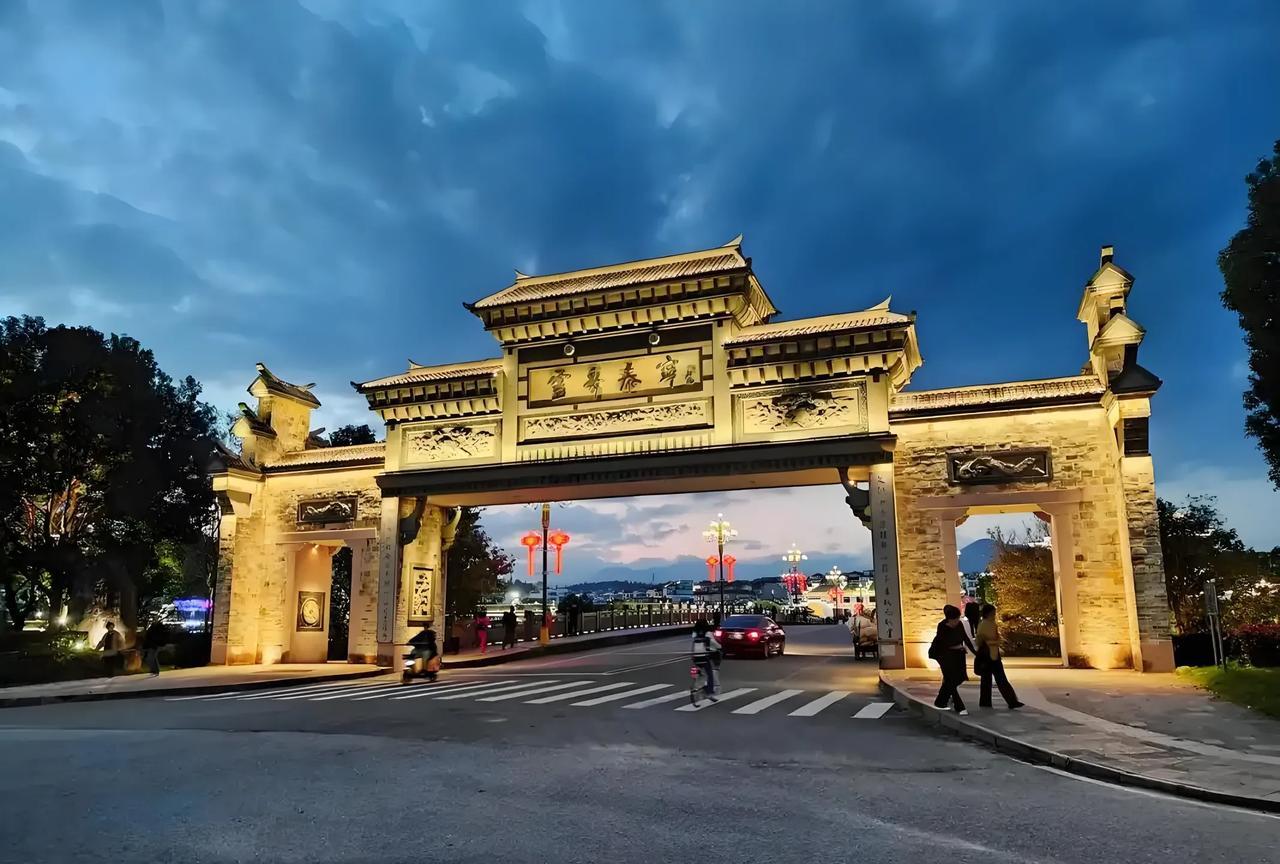 #我的宝藏兴趣#
泰宁县属于福建省三明市。泰宁的历史源远流长，早在新石器时代，这