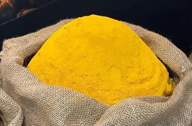 泰国榴莲惊现“毒妆”！中国人爱吃的榴莲，竟被黑心商家动了杀手锏！