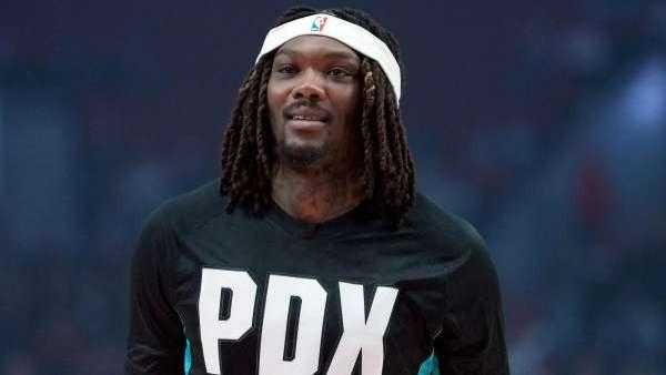 开拓者队记称应送走罗威！其合同明年到期 球队未来属于杨瀚森克林根