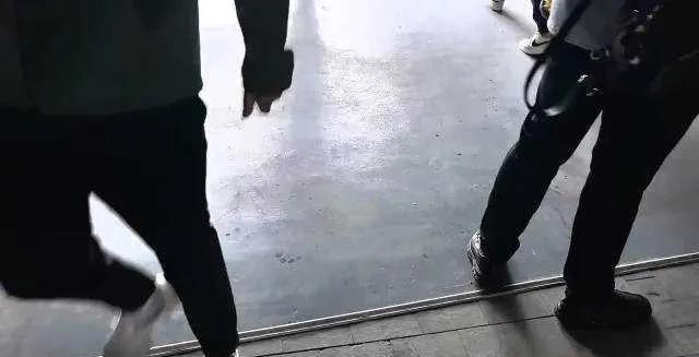 苏超惊喜# 不骂裁判，却踢出小时候和伙伴们踢球的快乐，这氛围谁能不共鸣？