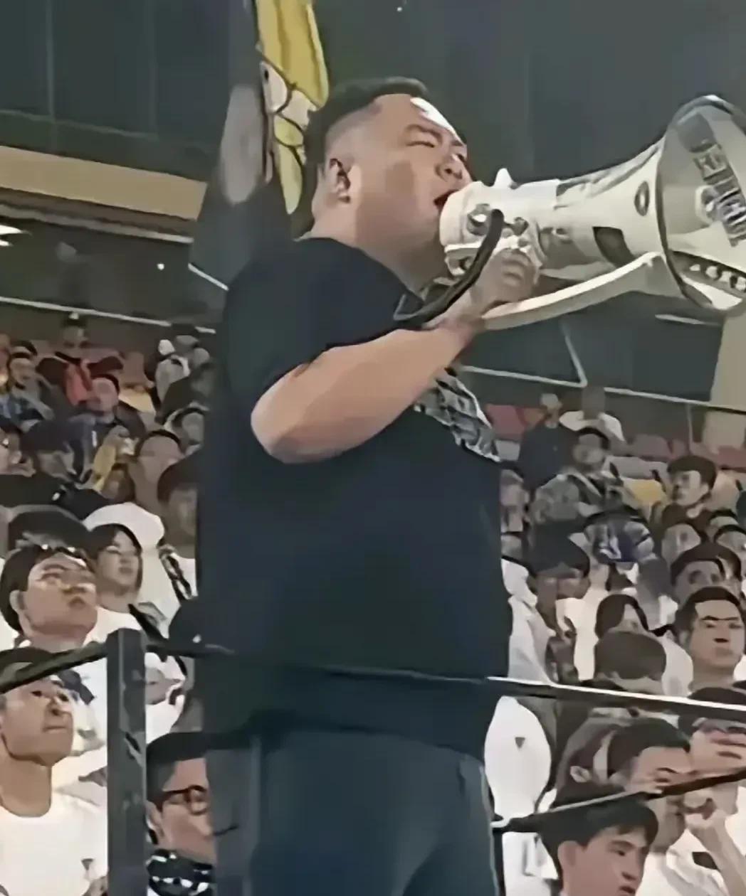 惹完事就躲，就这么点儿本事？天津球场辱骂韦世豪的球迷社交账号内容已经全部清除，彻