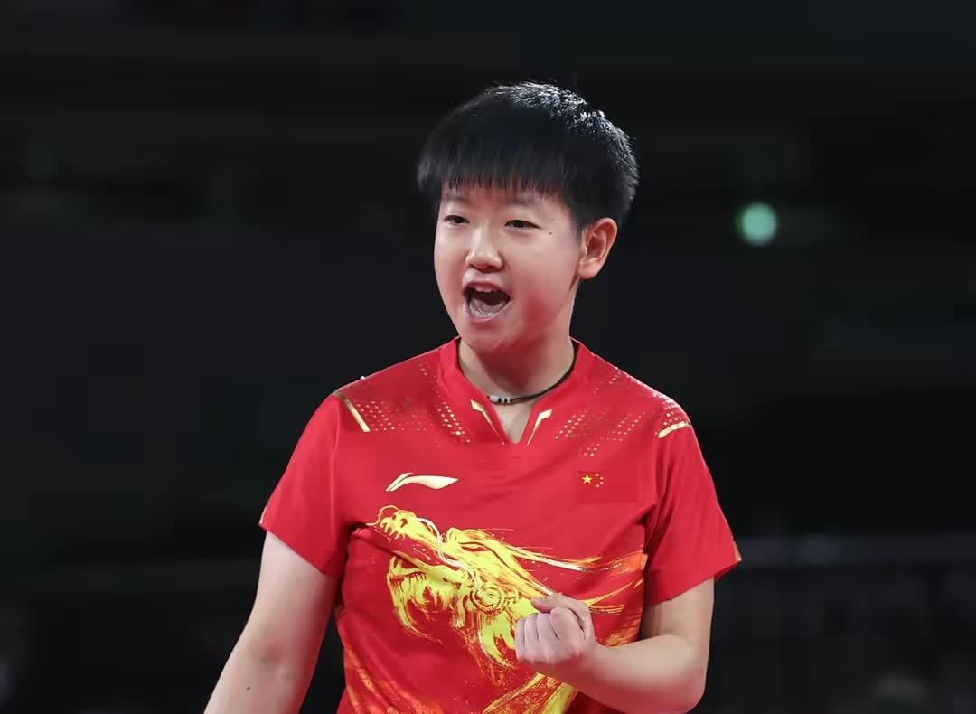 孙颖莎把韩国选手打懵
近日比赛，孙颖莎开场就火力全开，发球跟变魔术似的，落点那