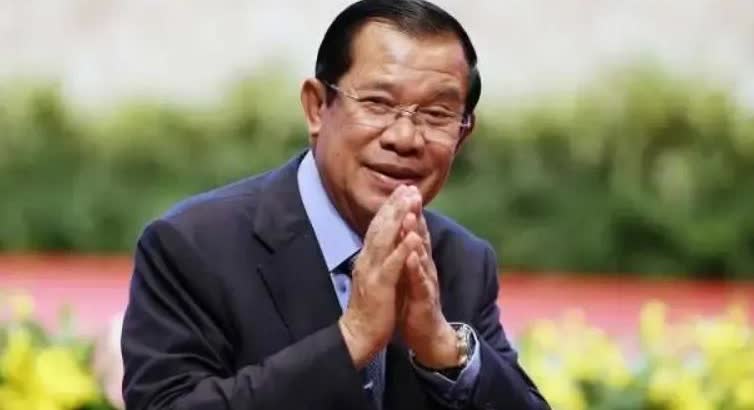 泰柬开打
有人说
泰国的大哥是老美
柬捕寨的大哥是中国
我们应该帮柬捕寨
