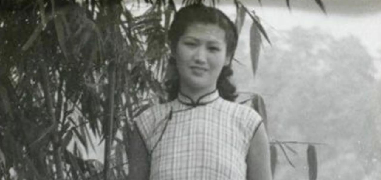 她是民国名媛，为夫生六子女被弃！因执念，被丈夫和情敌合谋杀害。
董玉贞出生于一个