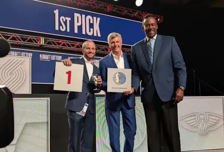 #nba# 独行侠走了狗屎运啊，有实力还能拿到状元签。
独行侠今年就是季后赛级别