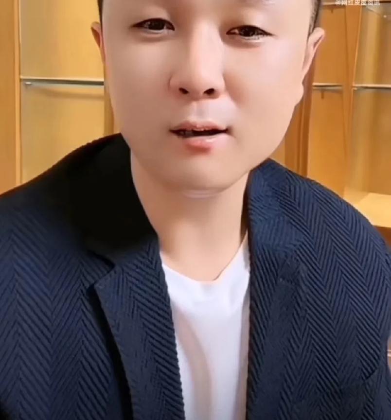 老葛讲述王铁蛋要离婚来参加相亲活动！
        王铁蛋让老婆来参加，然后我