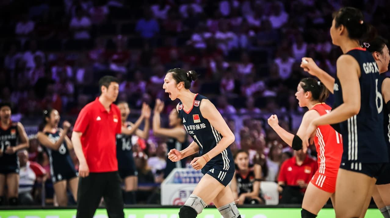 【中国女排五局惜败波兰无缘总决赛四强】2025年世界女排联赛总决赛?决赛，中国女