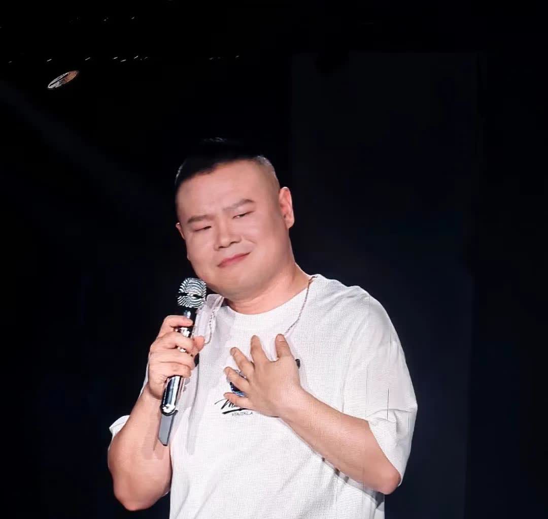 郭德纲真的没料到，
岳云鹏自己也没料到，
德云社都惊讶了，自己师哥演唱会居然