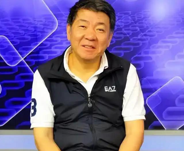 郑晓龙要拍《红楼梦》的消息一出，网上一片骂声，不知道他会不会打退堂鼓啊！
中国现