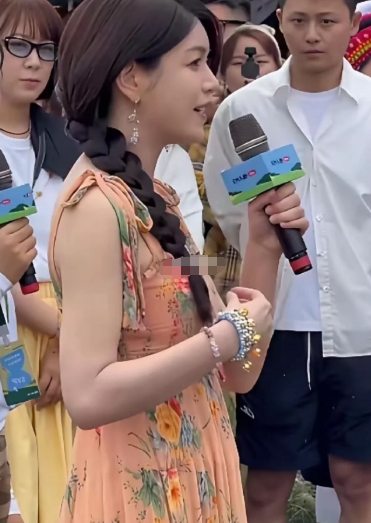 陈妍希这假发太假了吧…造型师能不能长点心啊​​​