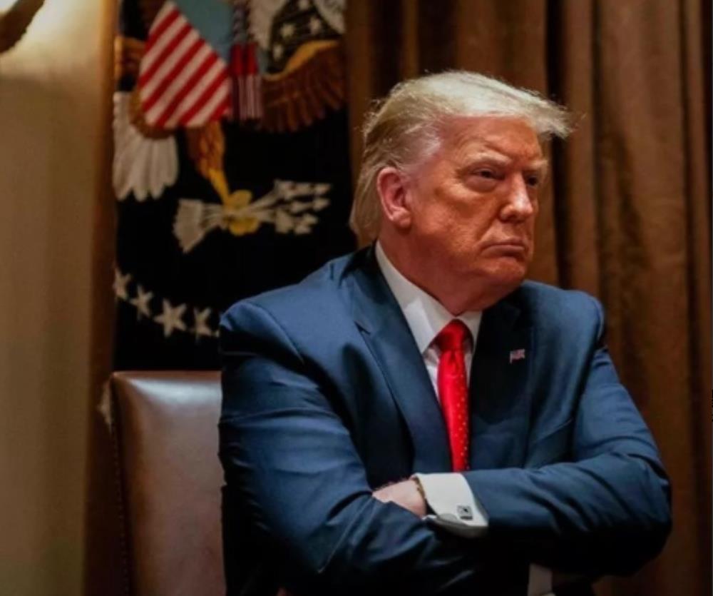 川普真急了，下令停止所有对华卡脖子措施，只为让中方答应一件事

英国金融时报披露