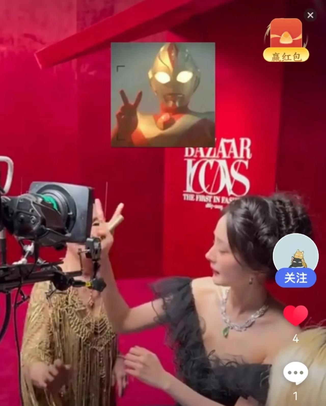 现在全网最爽的女星就是杨幂了吧！
当其他女明星在芭莎红毯被怼脸镜头拍出表情包时，