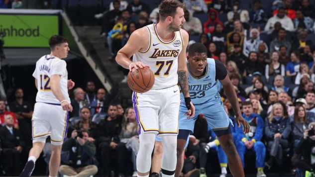 惹不起！东契奇44+12! 湖人逆转灰熊，这一战我彻底看清这8大球星