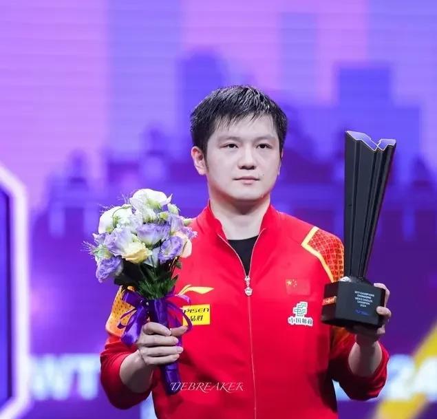 奥运后，樊振东就火速退出排名，其实就是给王皓让路的！
说樊振东不愿意打的，就是得