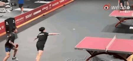他再一次用行动打了某些言论的脸！
作为国乒绝对主力，在没有报名男双项目的情况下