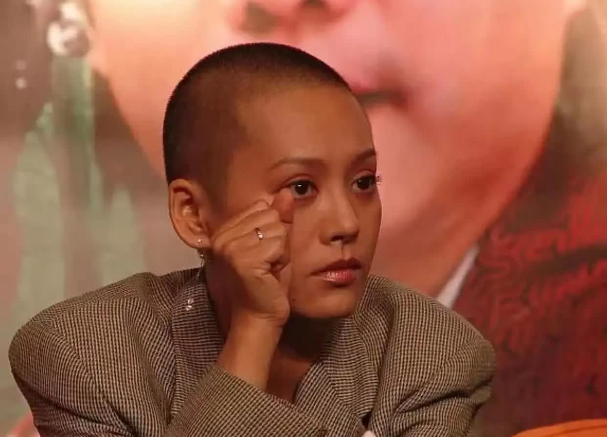 汪峰啊汪峰！

听我一句劝，
你就死心吧！因为宁静绝对是你这辈子都拿不下的