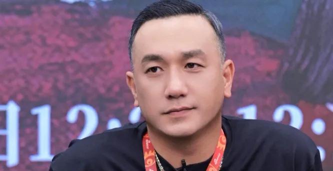 黄觉取名那脑洞，简直让人拍案叫绝！他家孩子的名字，一个比一个惊艳。大女儿叫黄幻，