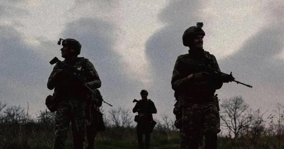 乌克兰武装部队某团团长称，乌军内部充斥着虚伪的言辞。部队指挥官经常在向领导汇报时