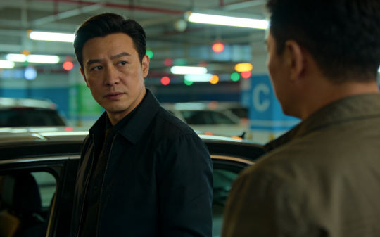 我给董事长开了5年车，每天就负责接送，直到老板公子把我辞退，我笑着收拾东西离开，第二天我的电话被打爆