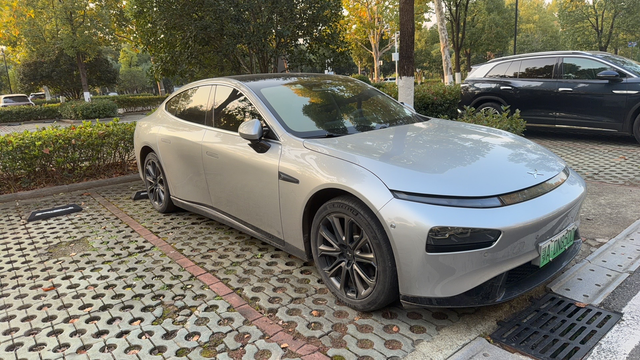 小鹏P7使用3年感受
小鹏P7 开了3年多又增购买了一台G9 625觉得空间更大