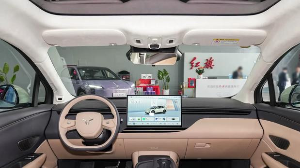 红旗天工06灵犀座舱：科技赋能，打造智能出行新体验