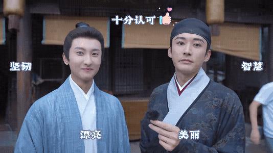 谭摄影师上线啦！还有兼职呢，主持人，这机器比我们兰香都高，扛着真费劲！
兰香采访