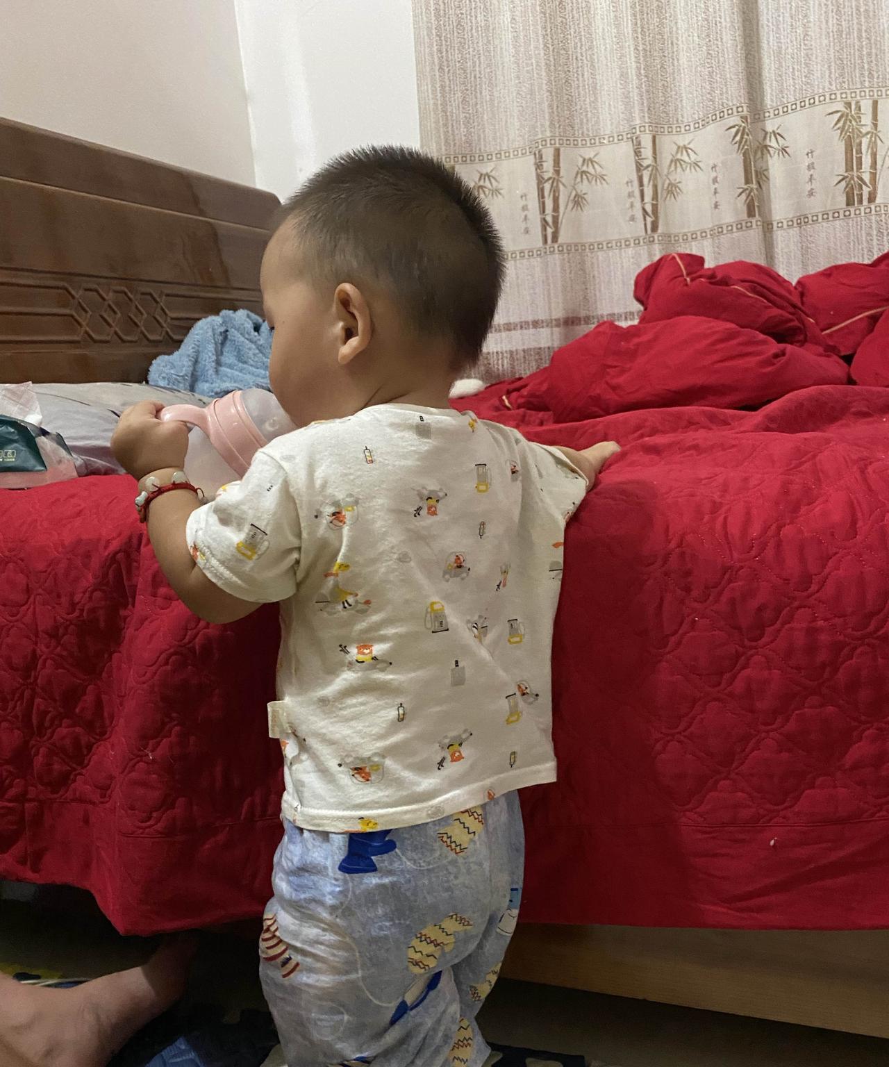 带娃以后才知道：
1.不要逼两三岁的娃听话懂事，两三岁的大脑正在爆发，自我意识越