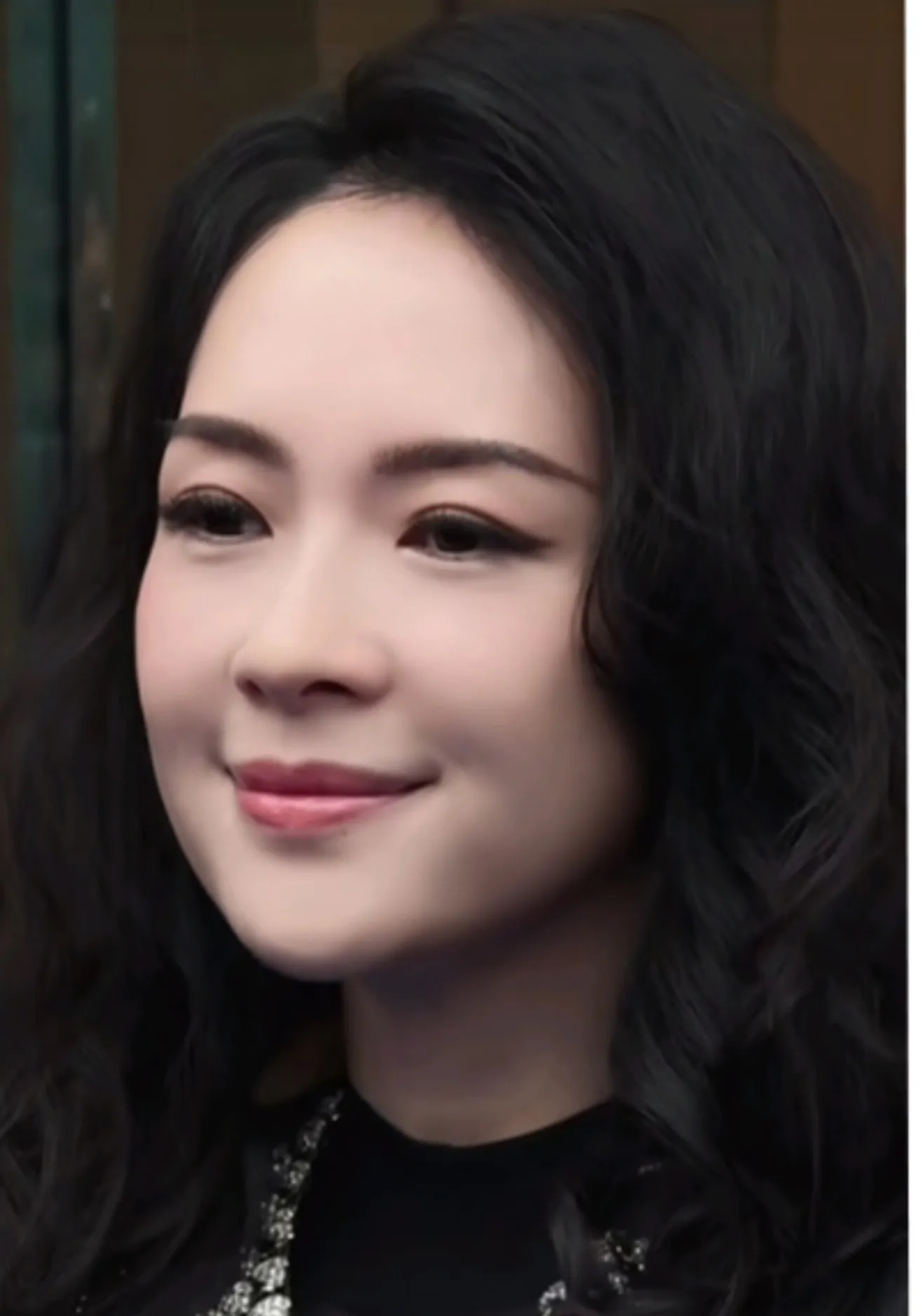 章子怡亮相成都引热议











章子怡成都剪彩，网友热议不断！有人说