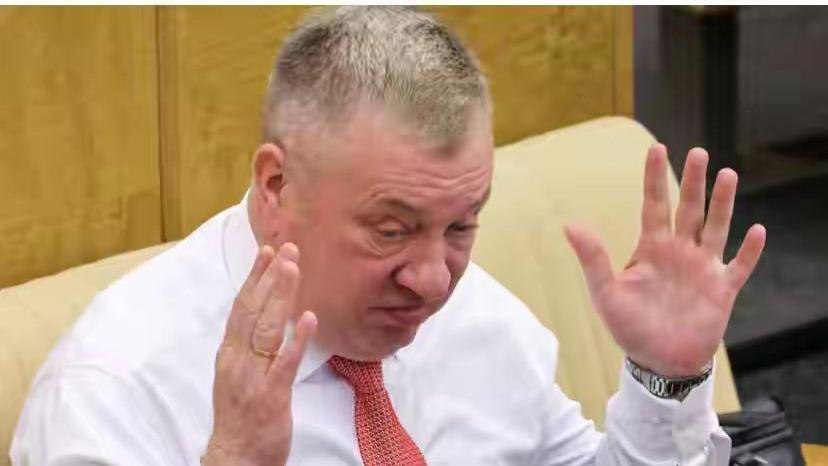 俄罗斯油轮遭美军强扣，俄民众直呼“尊严尽失”，高官：击沉美国船只