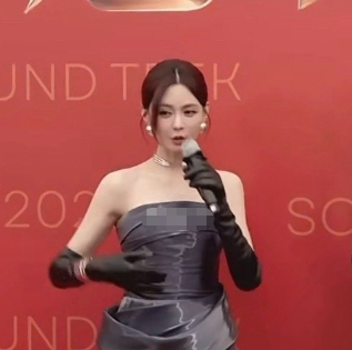 看到没，何老师又出手了。
一句“美到值得上热搜”，直接把沈梦辰今晚的造型捧成KP