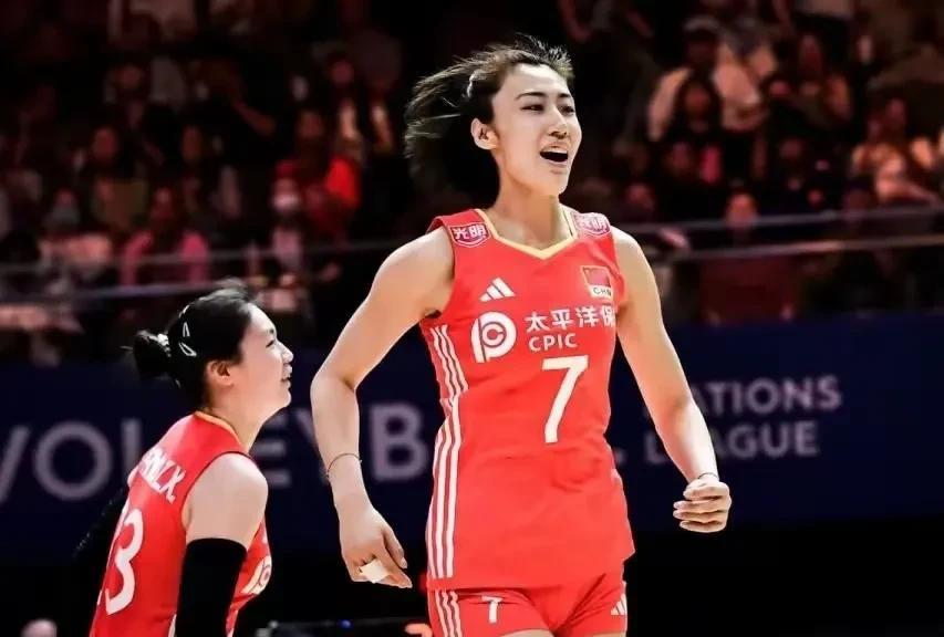 王媛媛要努力啊！客观说，王媛媛的发球，是真的菜。但当年她与刁琳宇的配合，确实是中