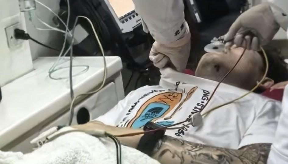 陈震撞车后续，比亚迪司机老婆网上发声，陈震转发回应。
这个司机的老婆说自己老公多