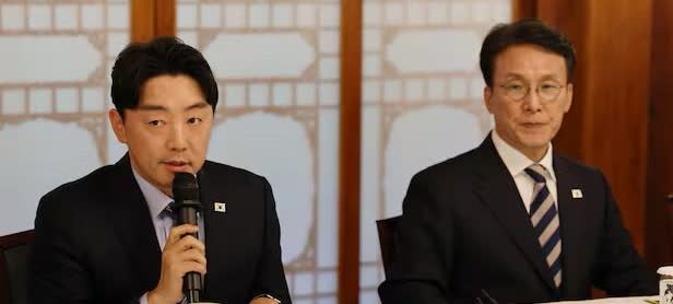 9月7日，韩国总统秘书室长姜勋植就“美乔治亚州韩企工厂300余名韩籍员工被捕”事