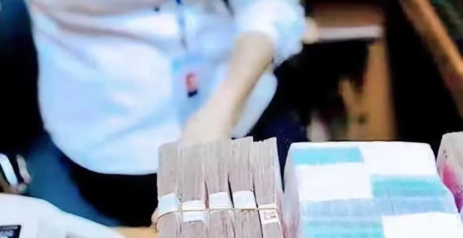 现在的人动不动：30万的车都是垃圾车！现实中，这种人到底是真有钱还是本来就穷，只