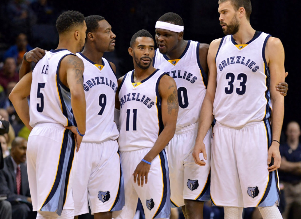 NBA常规赛，独行侠96-102不敌灰熊。
赛后，克莱接受了记者采访。谈到目前这